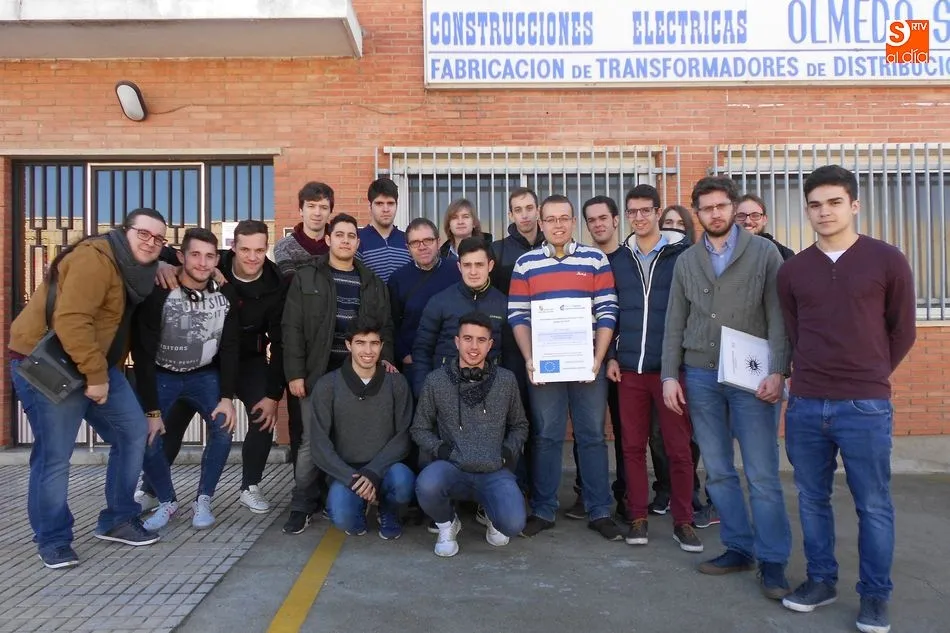 Foto 5 - &lsquo;Electricidad y Electr&oacute;nica&rsquo;, &lsquo;Automatizaci&oacute;n y Rob&oacute;tica Industrial&rsquo;, profesiones con...