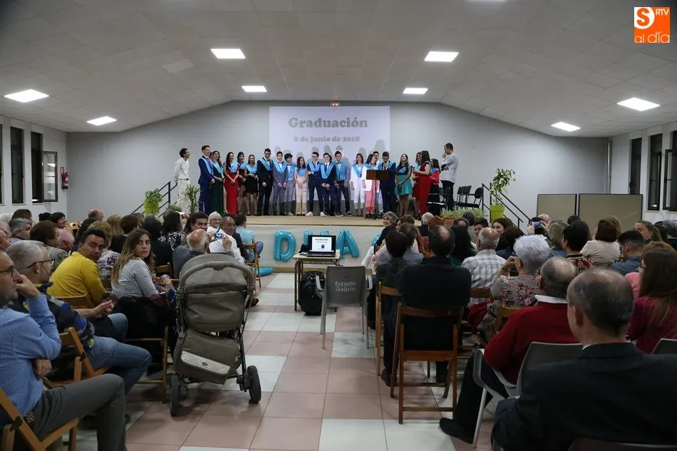 Foto 10 - El IES Senara se despide de sus bachilleres