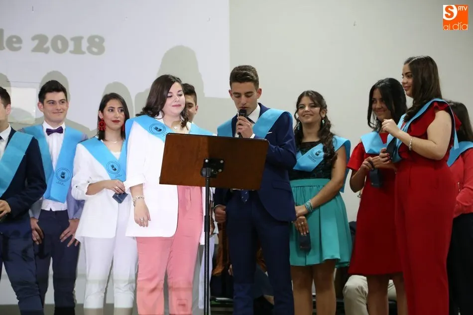 Foto 4 - El IES Senara se despide de sus bachilleres