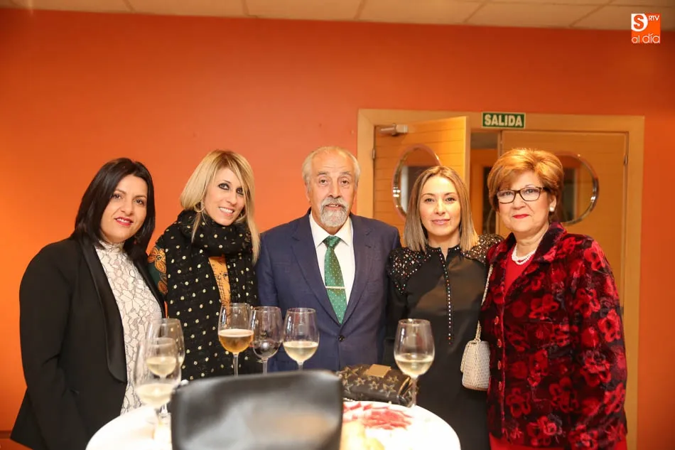 Foto 10 - El Campo de Tiro acoge la IV Cena solidaria a favor del colegio La Inmaculada de Armenteros