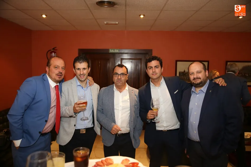 Foto 6 - El Campo de Tiro acoge la IV Cena solidaria a favor del colegio La Inmaculada de Armenteros