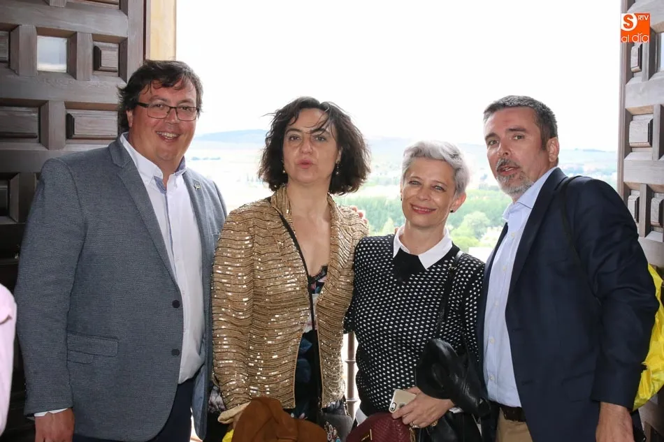 Foto 2 - Emotivo encuentro de antiguos alumnos de Psicolog&iacute;a de la Pontificia
