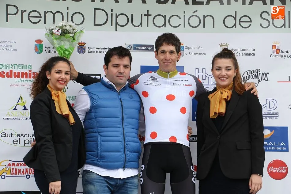 Foto 5 - Antonio Monle&oacute;n, ganador de la primera etapa entre Santa Marta y Sorihuela