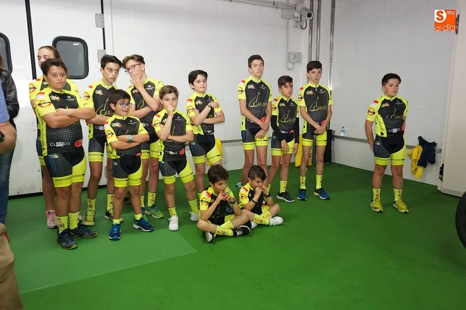 Foto 9 - La Escuela de Ciclismo Bejarana Ib&eacute;ricos Guill&eacute;n se presenta de manera oficial