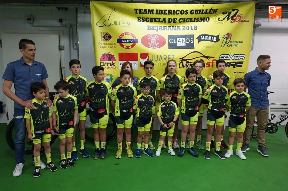 Foto 6 - La Escuela de Ciclismo Bejarana Ib&eacute;ricos Guill&eacute;n se presenta de manera oficial