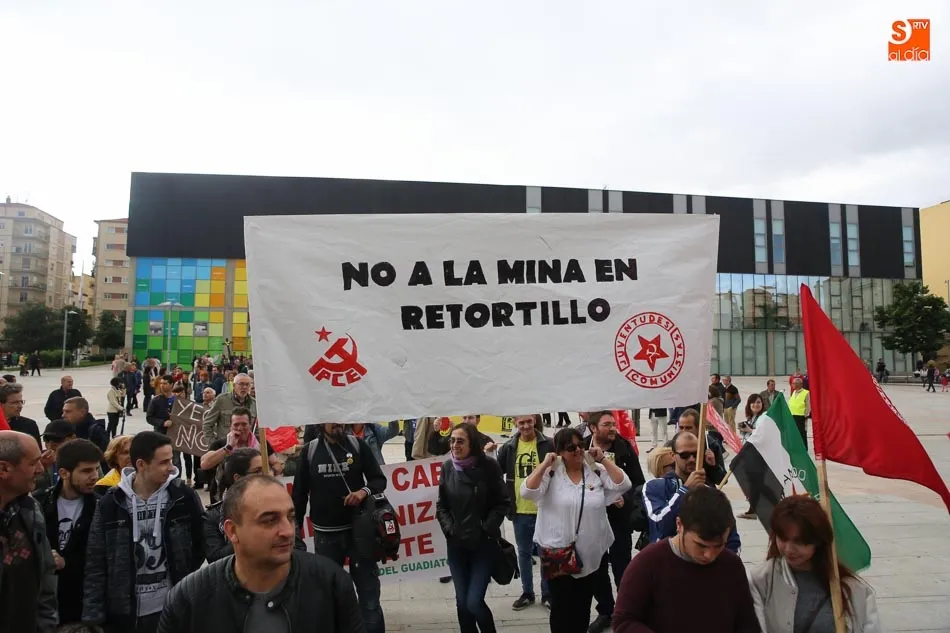 Foto 9 - Salamanca se une a la lucha contra la energ&iacute;a nuclear  