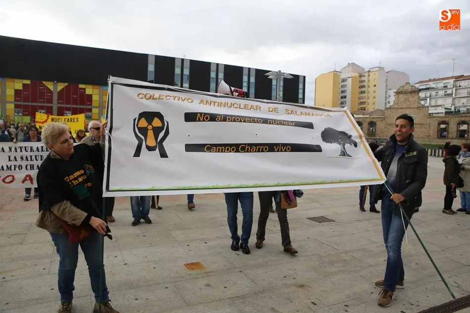 Foto 8 - Salamanca se une a la lucha contra la energ&iacute;a nuclear  