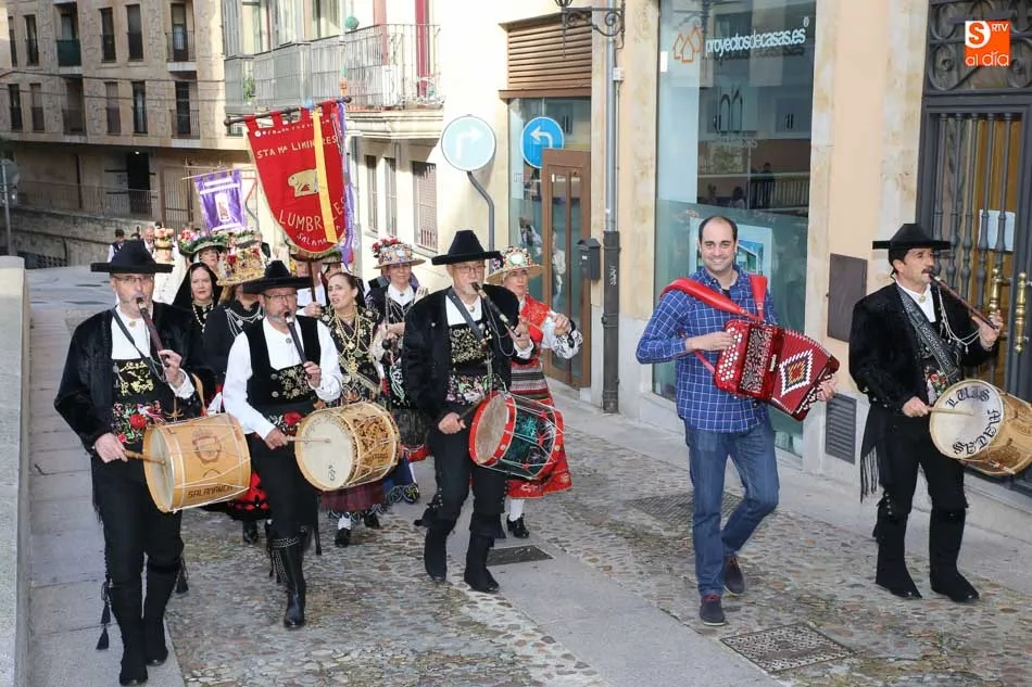Foto 3 - La quinta edici&oacute;n del festival de Folclore sirve como proleg&oacute;meno a las fiestas de San Juan de...