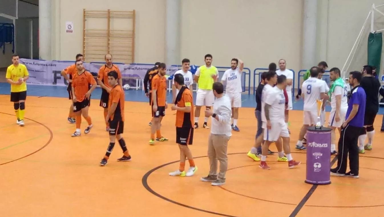 Foto 3 - El Mir&oacute;briga Futsal pierde la Copa provincial en los penaltys tras un partido de locura  