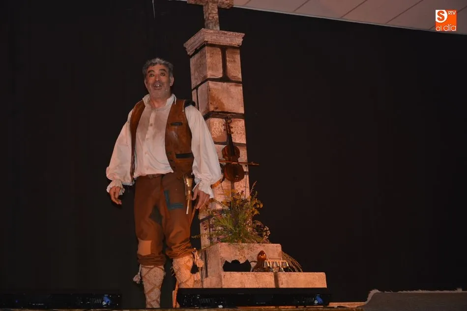 Foto 3 - El Duende de Lerma pone un broche de oro al certamen de teatro de Lumbrales