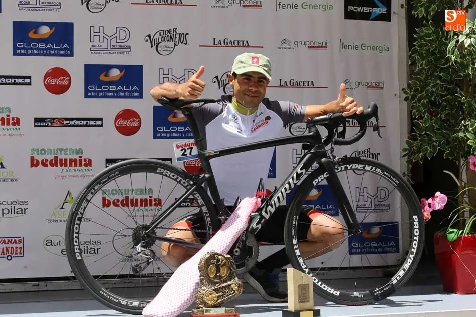 Foto 6 - Joao Mariano se lleva la &uacute;ltima etapa e Ibon Garmendia la gloria de ganar la III Vuelta a Salamanca