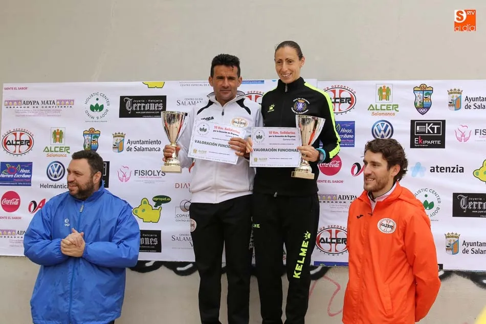 Foto 11 - Isabel Almaraz y Carlos Herr&aacute;ez se imponen en la Carrera de Alcer en El Zurgu&eacute;n