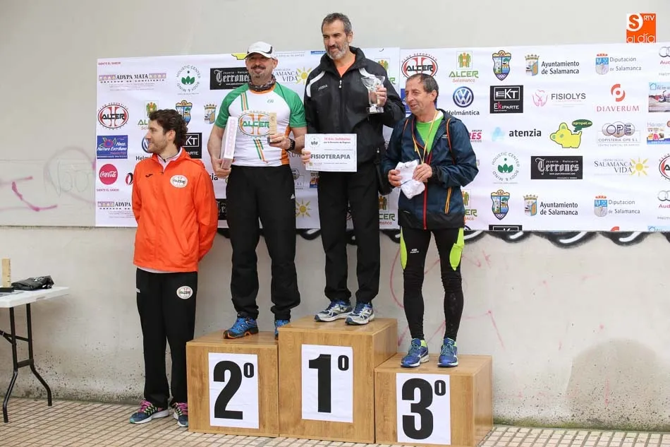 Foto 10 - Isabel Almaraz y Carlos Herr&aacute;ez se imponen en la Carrera de Alcer en El Zurgu&eacute;n