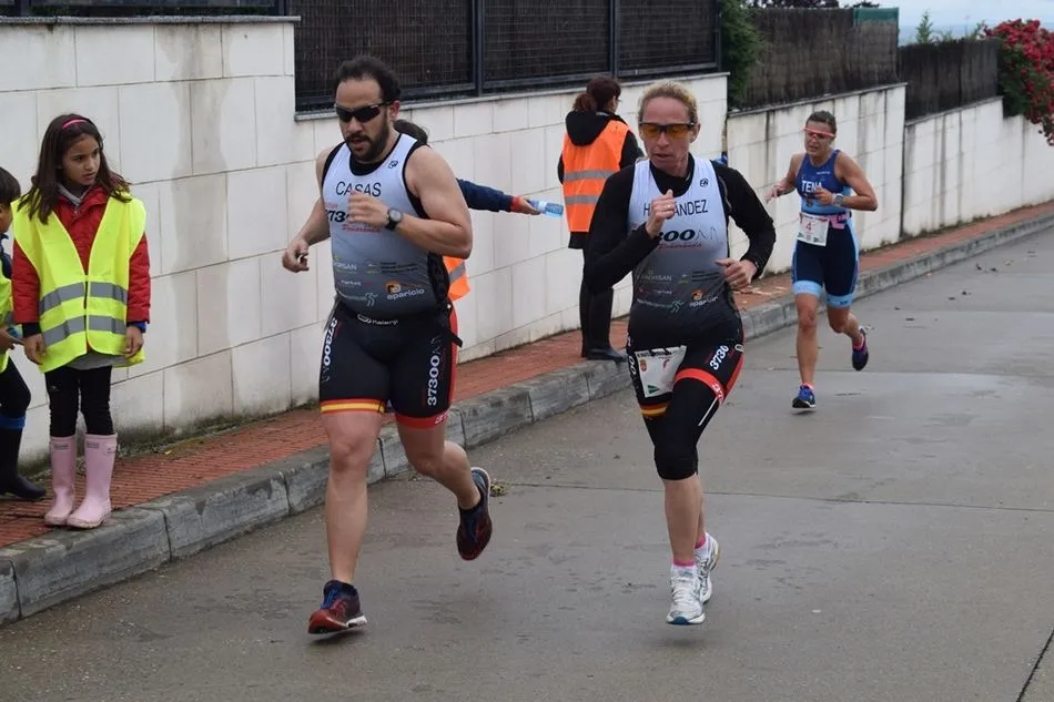 Foto 9 - Sonia S&aacute;nchez y &Aacute;ngel Guti&eacute;rrez se llevan la victoria en el Duatl&oacute;n de Pe&ntilde;asolana