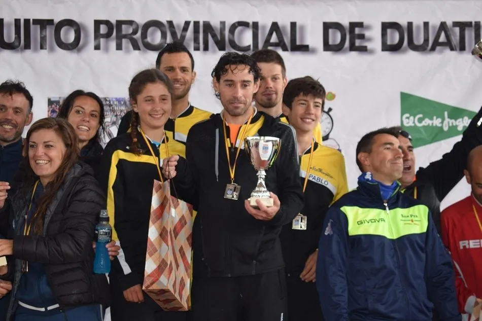 Foto 4 - Sonia S&aacute;nchez y &Aacute;ngel Guti&eacute;rrez se llevan la victoria en el Duatl&oacute;n de Pe&ntilde;asolana