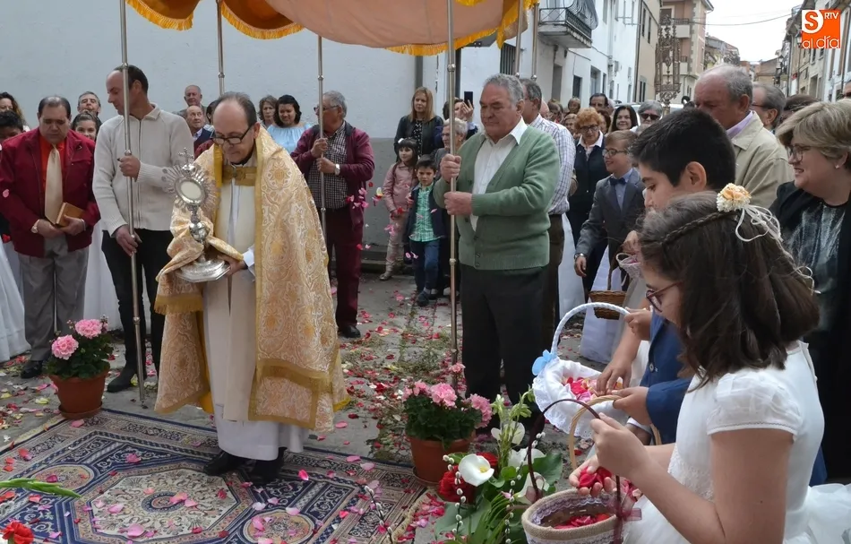 El Vicario de la Diócesis preside la primera procesión de la nueva era de San Andrés  