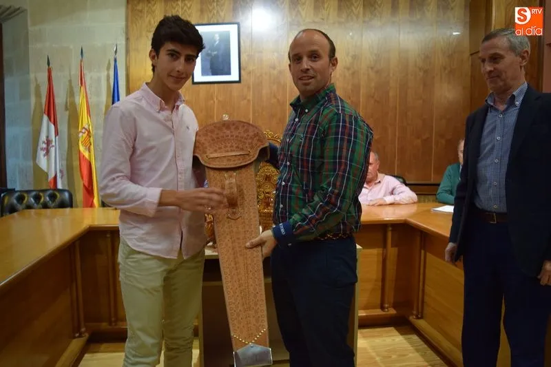 Foto 3 - Manuel Perera se hace con la tercera edici&oacute;n del Bols&iacute;n Taurino &lsquo;Botijo de Filigrana&rsquo;