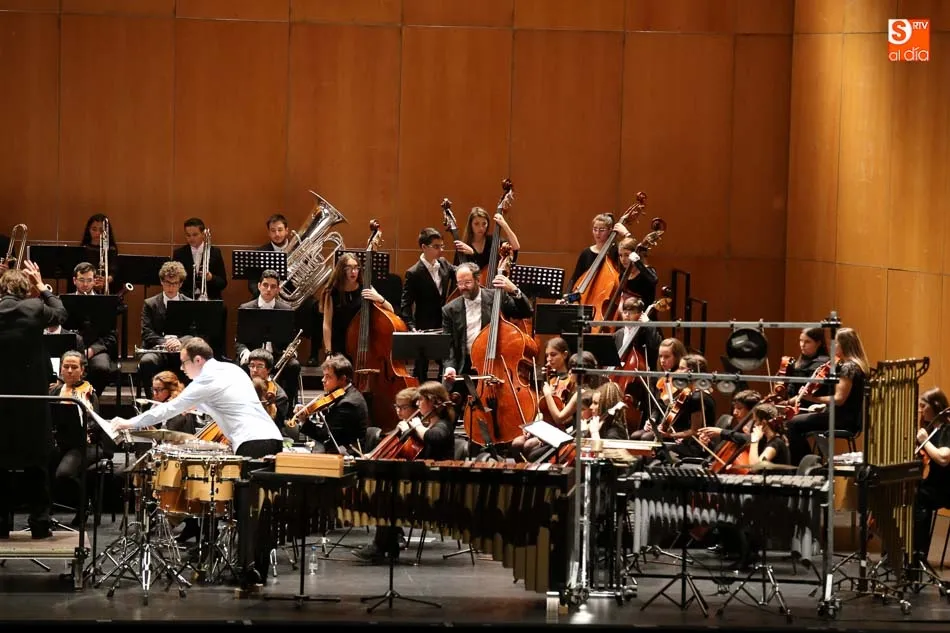 Foto 3 - Brillante actuaci&oacute;n de la Joven Orquesta Sinf&oacute;nica Ciudad de Salamanca en el CAEM  