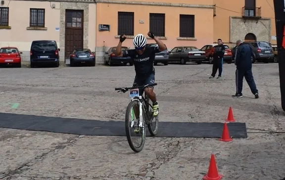 Foto 6 - M&aacute;s im&aacute;genes de La Bibici desarrollada en la jornada del s&aacute;bado  