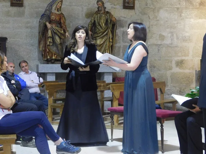 Foto 8 - Teresa &lsquo;en Cantata&rsquo; sobrecoge en la iglesia parroquial de Mancera de Abajo