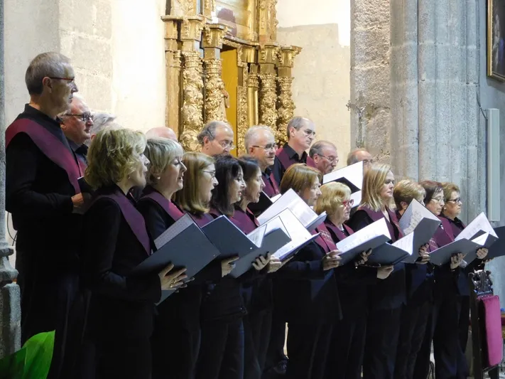 Foto 6 - Teresa &lsquo;en Cantata&rsquo; sobrecoge en la iglesia parroquial de Mancera de Abajo
