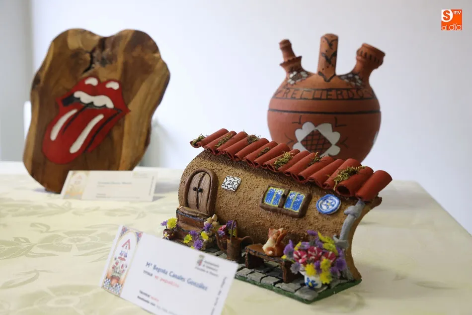 Foto 9 - Dos exposiciones de manualidades abren la &lsquo;Semana de Oro de los Mayores&rsquo;