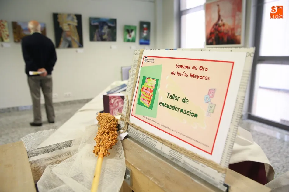 Foto 7 - Dos exposiciones de manualidades abren la &lsquo;Semana de Oro de los Mayores&rsquo;
