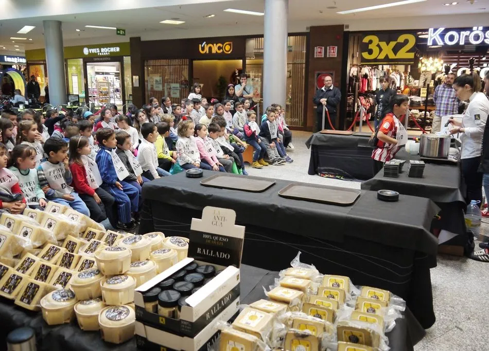 Foto 8 - La Antigua lleva la cultura del queso a los m&aacute;s peque&ntilde;os