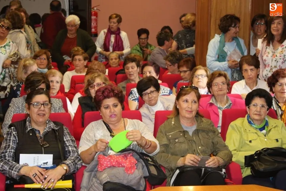 Foto 11 - Cuatrocientas mujeres disfrutan en la villa ducal del A&ntilde;o Jubilar Teresiano  
