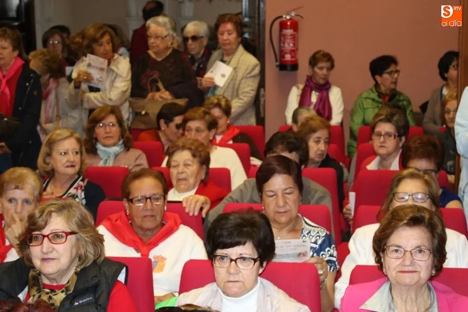 Foto 10 - Cuatrocientas mujeres disfrutan en la villa ducal del A&ntilde;o Jubilar Teresiano  