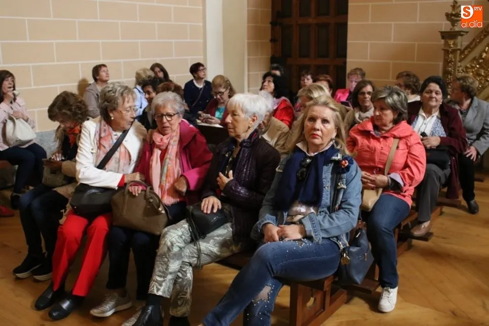 Foto 5 - Cuatrocientas mujeres disfrutan en la villa ducal del A&ntilde;o Jubilar Teresiano  