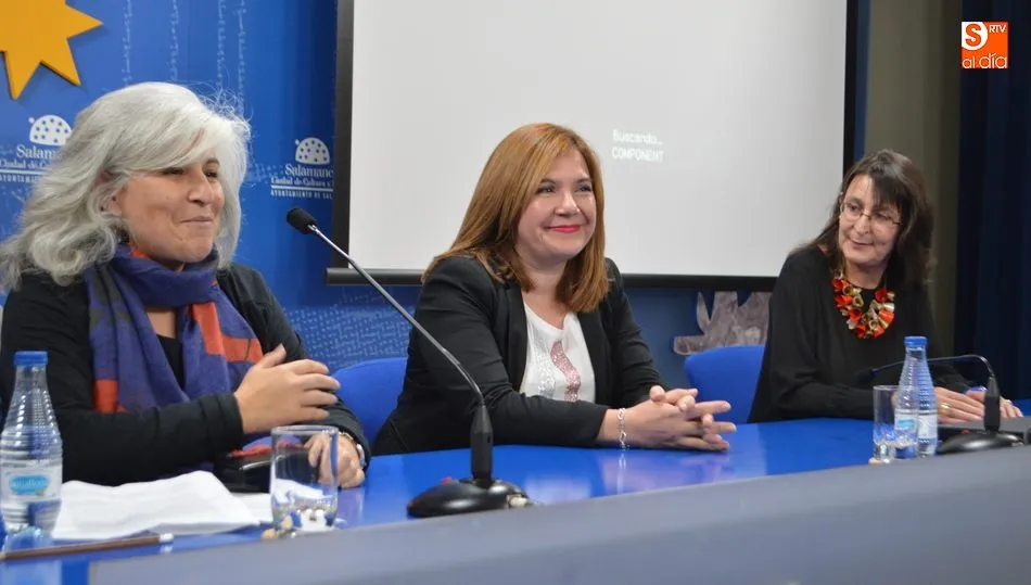 Montserrat Villar, Carmen Borrego y Charo Alonso en la Sala de la Palabra con sus Retratos a dos voces