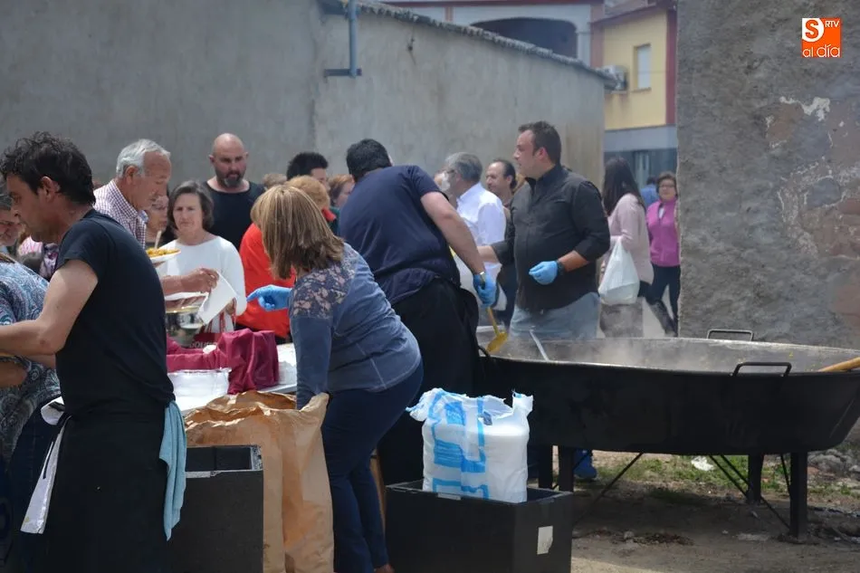 Foto 7 - Topas comienza sus d&iacute;as festivos honrando a su patr&oacute;n  