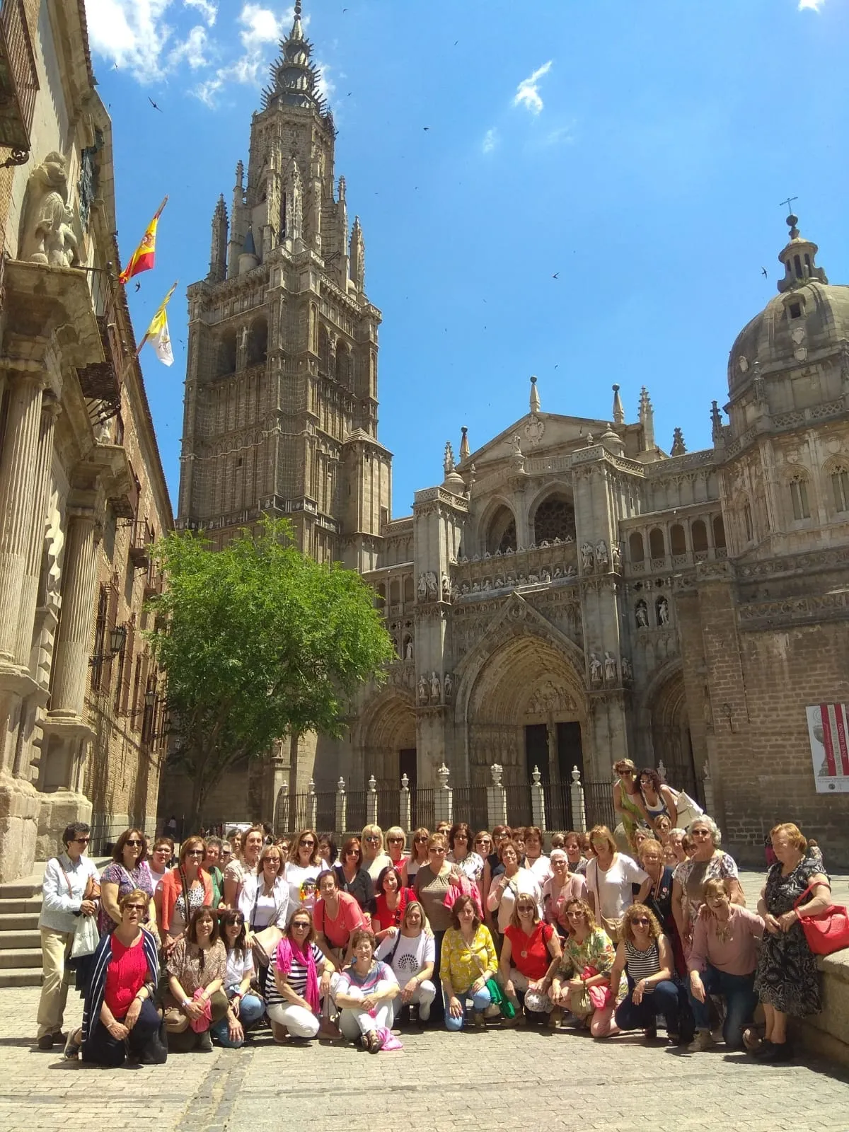 Foto 2 - 120 mujeres viajan a Toledo en la excursi&oacute;n anual para ellas organizada por el Ayuntamiento