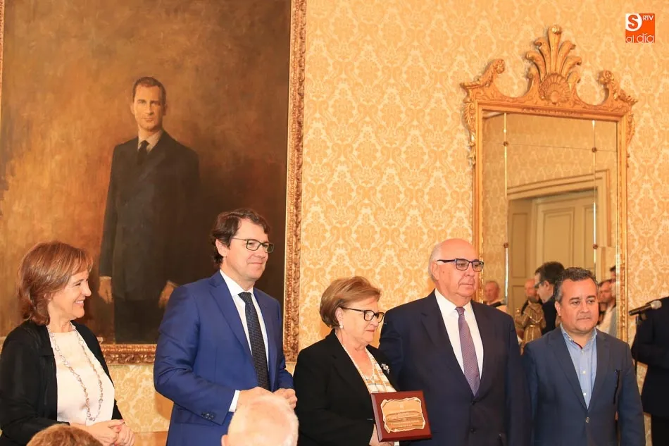 Foto 7 - Emotivo homenaje a los matrimonios de la ciudad que cumplen cincuenta a&ntilde;os de casados