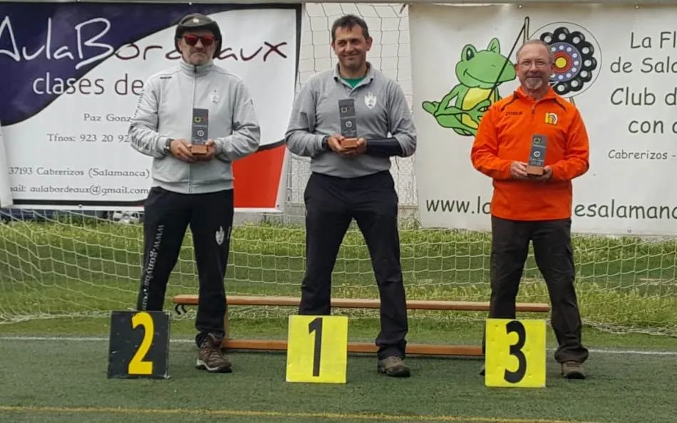 Foto 4 - ArcoMir&oacute;briga sum&oacute; 4 medallas en el Provincial al Aire Libre  