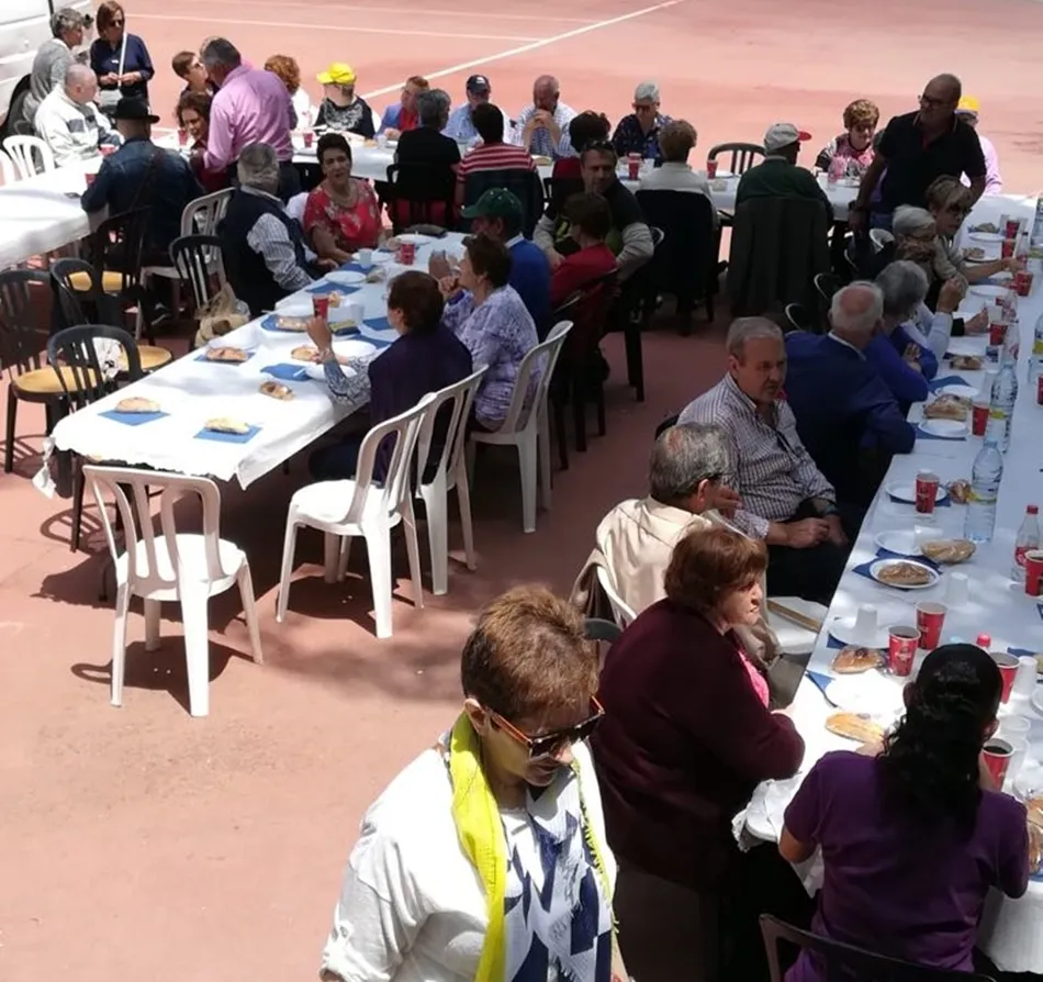 Foto 2 - Convivencia y alegr&iacute;a para festejar a San Antonio en Florida de Li&eacute;bana