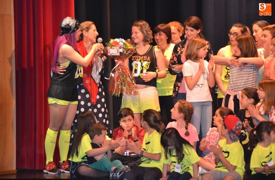 Foto 8 - Mu&eacute;vete vive una gala de fin de curso repleta de ritmo y con toques emotivos  
