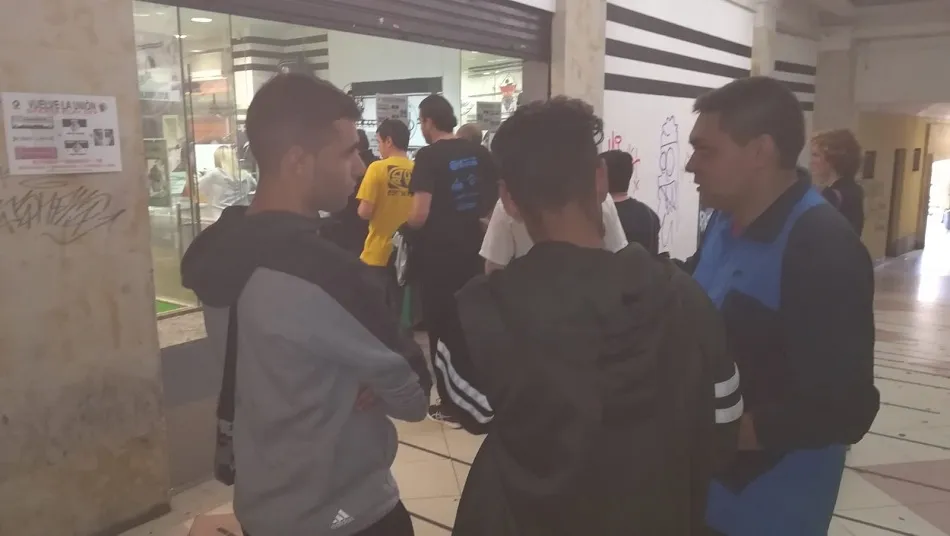 Foto 3 - Espectacular ritmo de venta de entradas para el partido entre el Salmantino UDS y el Compostela