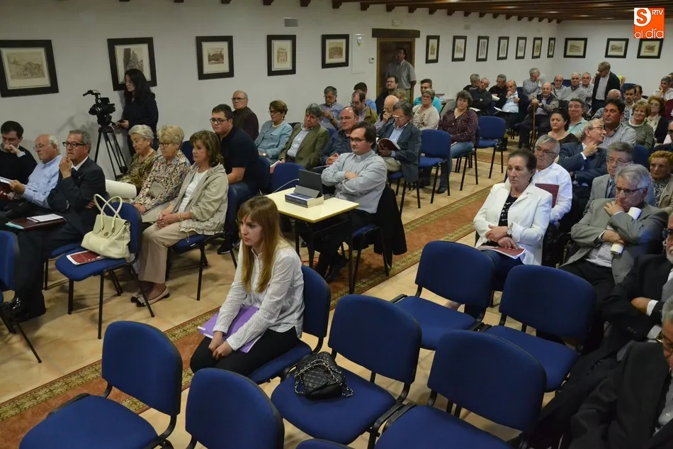 Foto 6 - El Seminario inicia las Jornadas por sus 250 a&ntilde;os con un repaso a sus m&aacute;s de 7.000 alumnos  