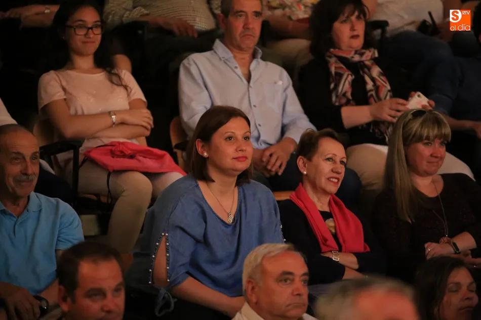 Foto 6 - Los alumnos del Campo Charro representan el musical &lsquo;Frozen, el reino de hielo&rsquo; en el Fray Luis