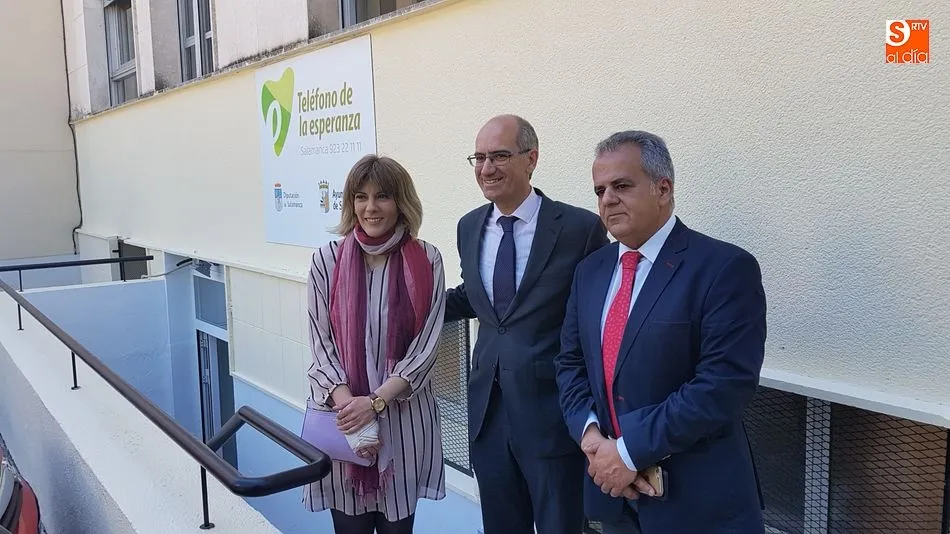 Foto 3 - El Tel&eacute;fono de la Esperanza estrena instalaciones cedidas por la Diputaci&oacute;n