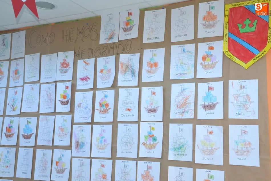 Foto 7 - La Escuela Infantil inviste a sus caballeros y princesas de la promoci&oacute;n 2015/2018  