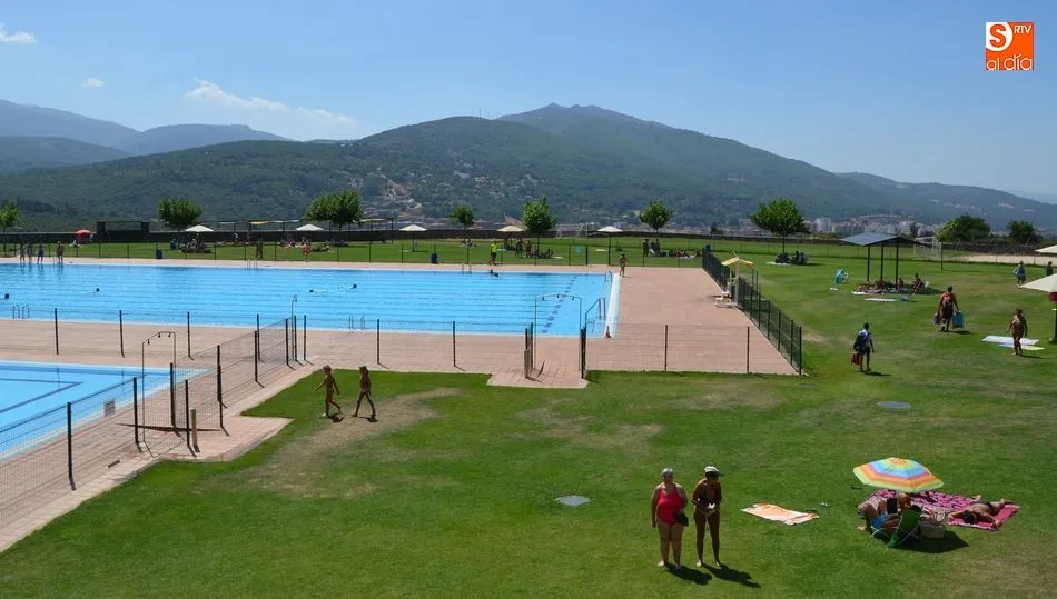 Vista de las piscinas municipales de La Cerrallana
