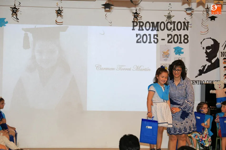 Foto 5 - Graduaci&oacute;n de los peques del colegio Antonio Machado
