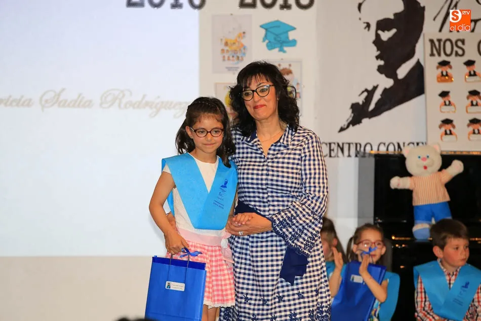 Foto 4 - Graduaci&oacute;n de los peques del colegio Antonio Machado