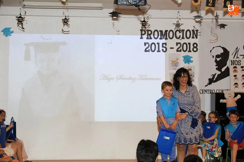 Foto 3 - Graduaci&oacute;n de los peques del colegio Antonio Machado