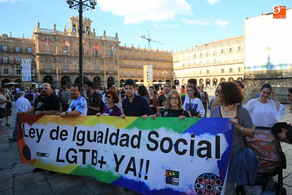 Foto 9 - Manifestaci&oacute;n del Orgullo Charro para reivindicar los derechos del colectivo LGTB+