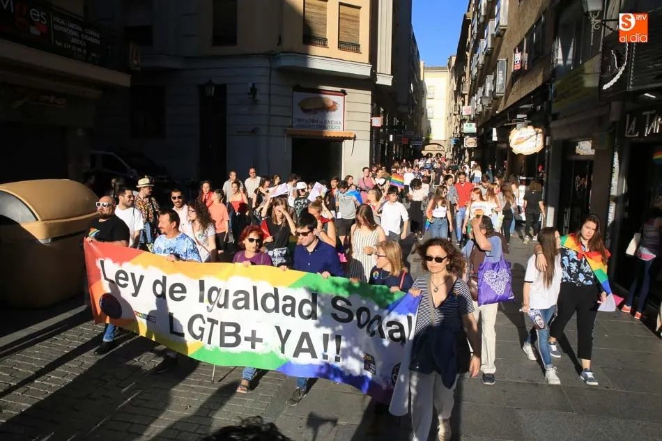 Foto 3 - Manifestaci&oacute;n del Orgullo Charro para reivindicar los derechos del colectivo LGTB+