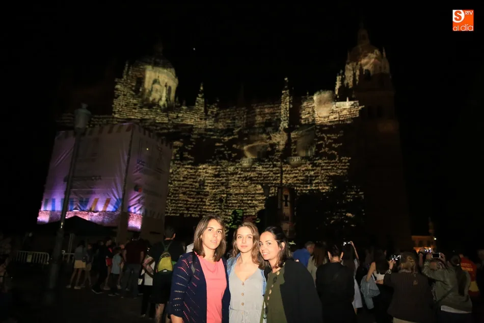Foto 4 - El Festival Luz y Vanguardias sigue iluminando la capital con su arte
